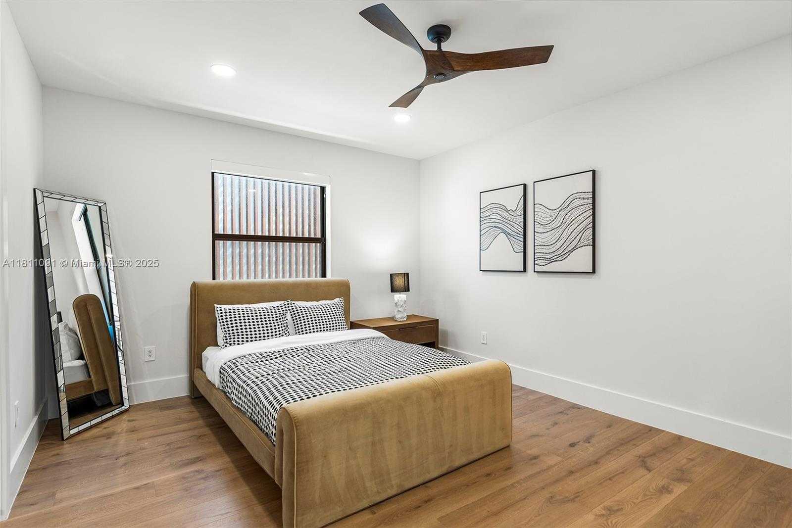 Small Image of 324 COCONUT ISLE DR, Fort Lauderdale Number 46