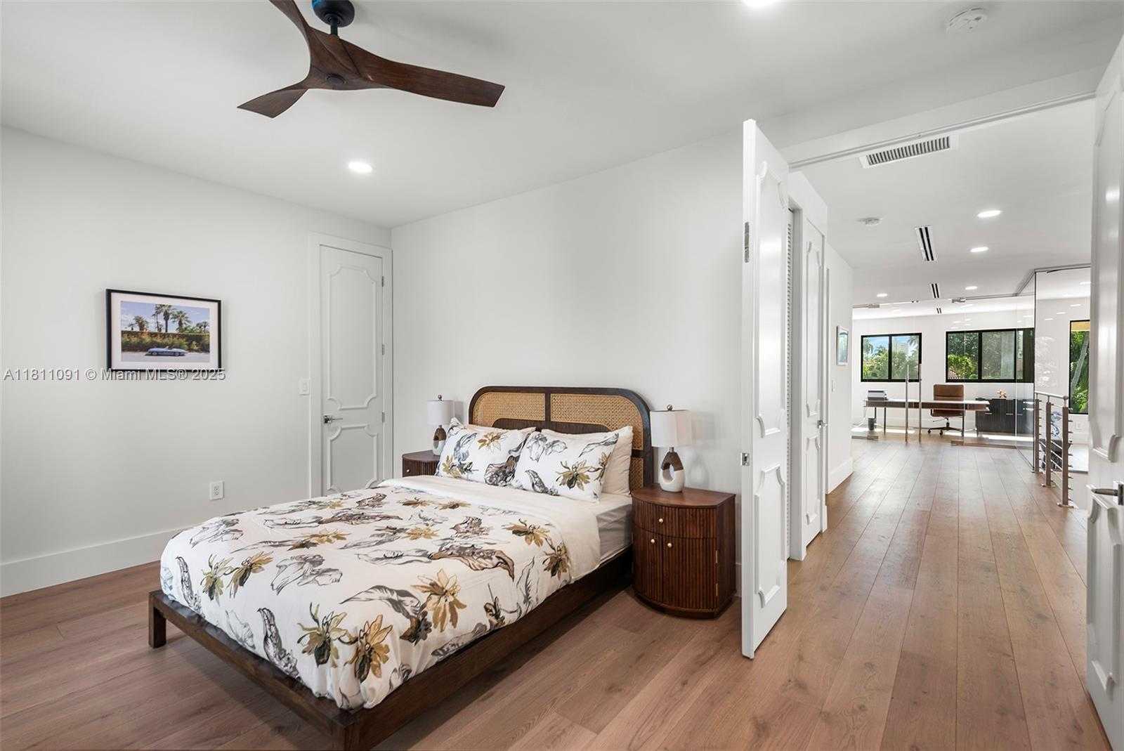 Small Image of 324 COCONUT ISLE DR, Fort Lauderdale Number 50