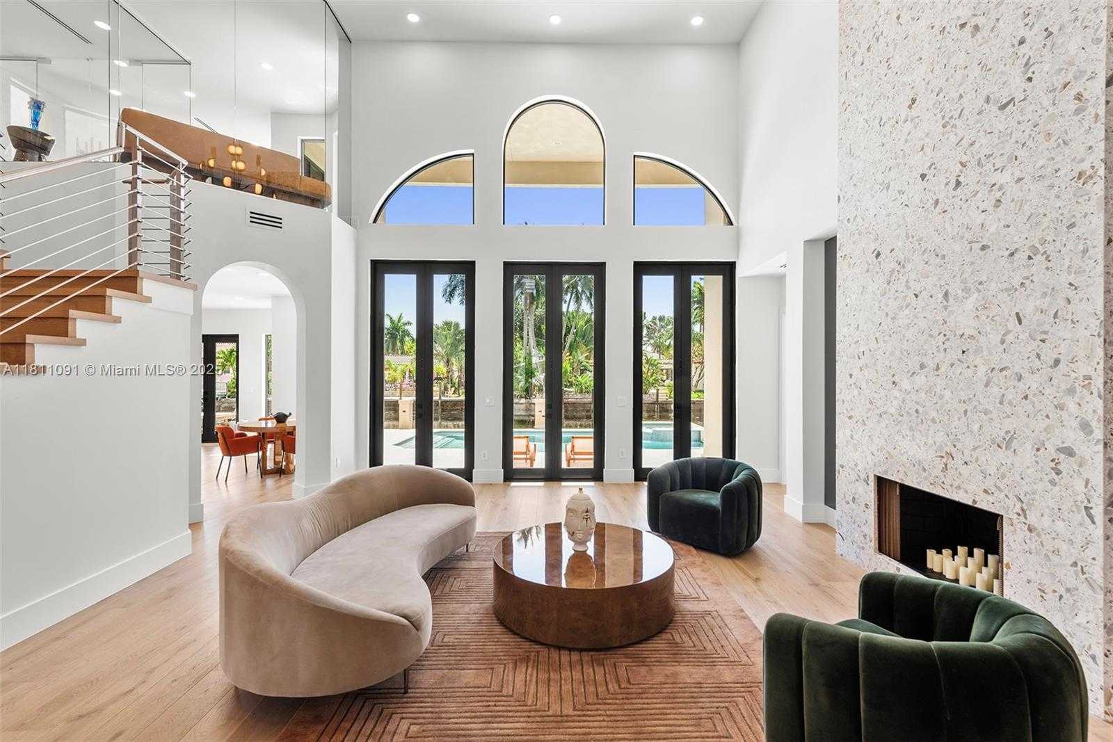 Small Image of 324 COCONUT ISLE DR, Fort Lauderdale Number 9