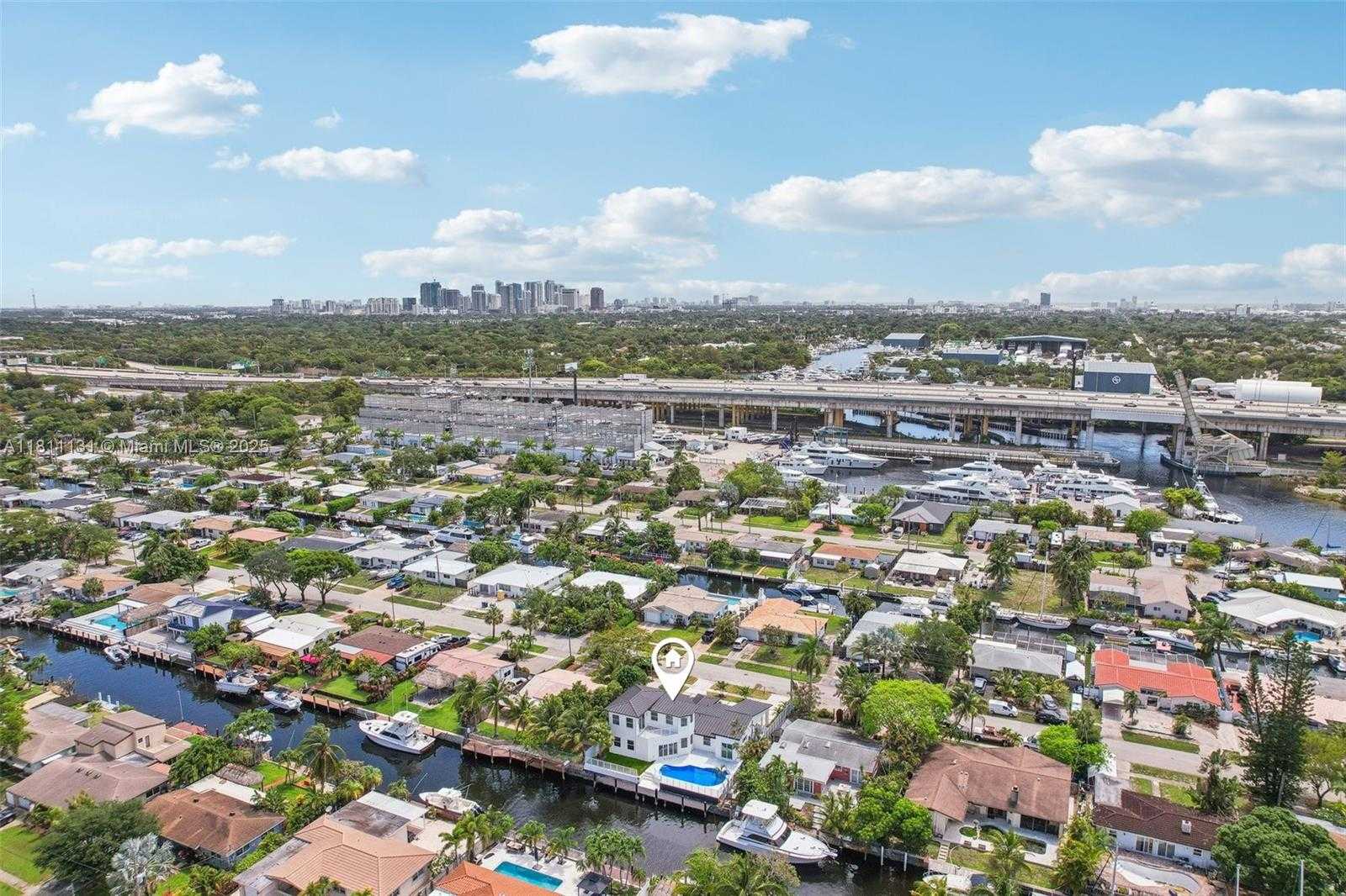 Small Image of 2001 SOUTH WEST 23RD AVE, Fort Lauderdale Number 100