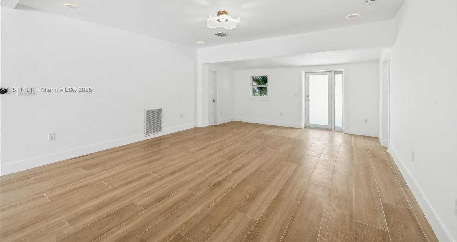 Small Image of 2001 SOUTH WEST 23RD AVE, Fort Lauderdale Number 12