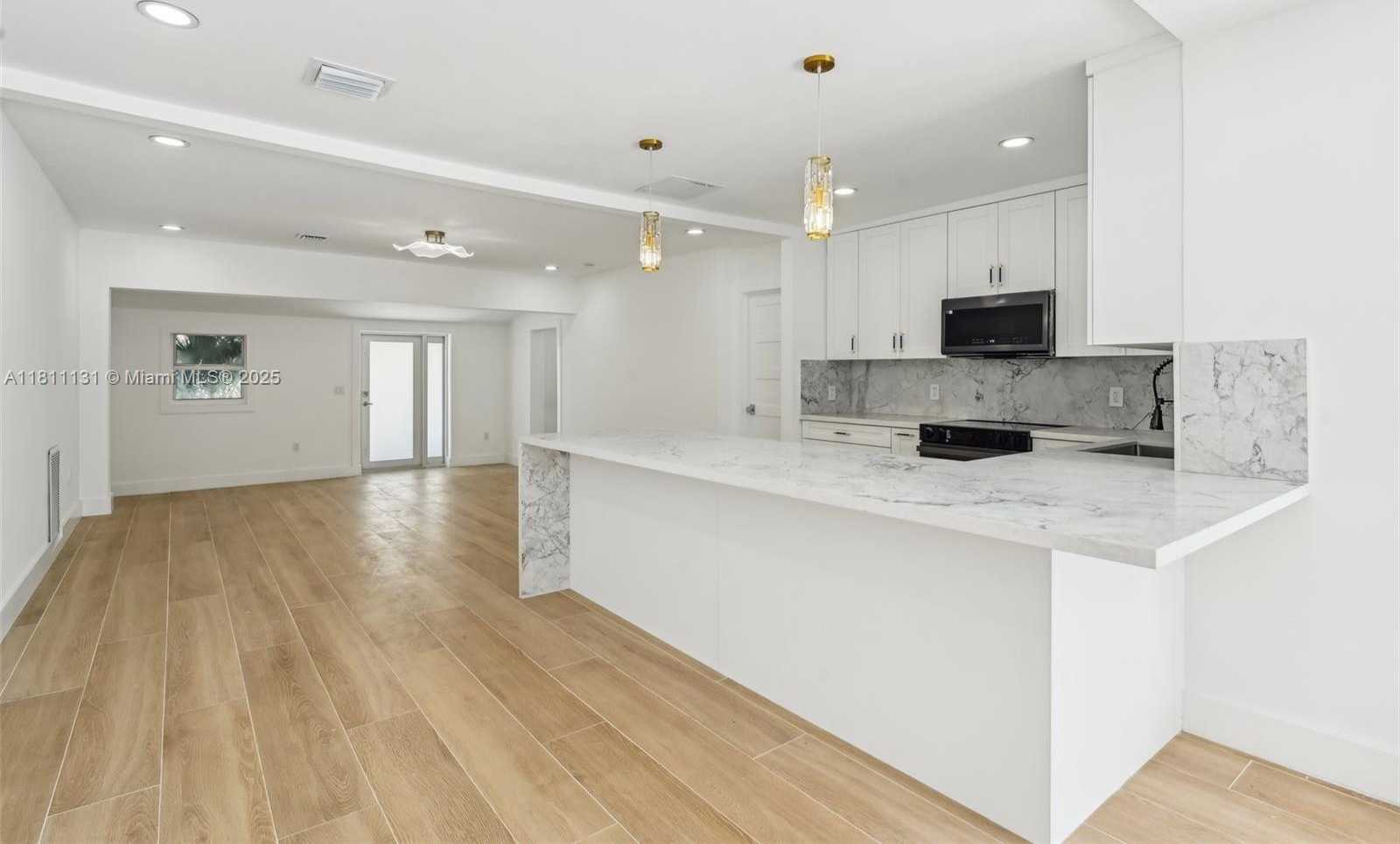Small Image of 2001 SOUTH WEST 23RD AVE, Fort Lauderdale Number 22