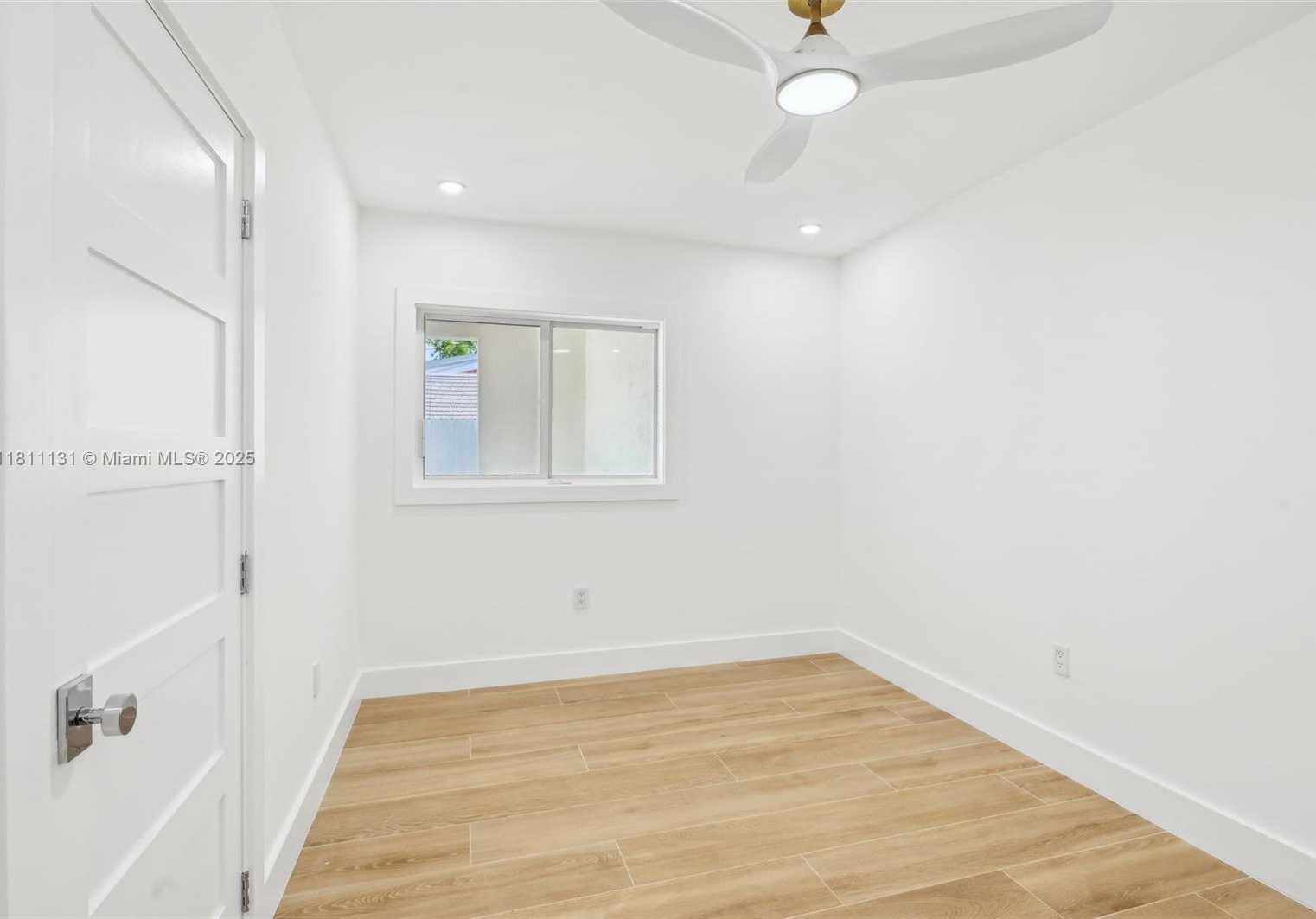 Small Image of 2001 SOUTH WEST 23RD AVE, Fort Lauderdale Number 31