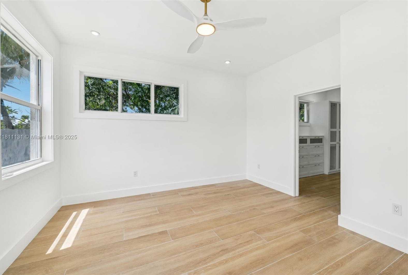 Small Image of 2001 SOUTH WEST 23RD AVE, Fort Lauderdale Number 42