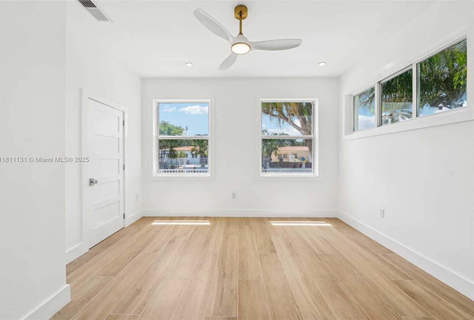 Small Image of 2001 SOUTH WEST 23RD AVE, Fort Lauderdale Number 44