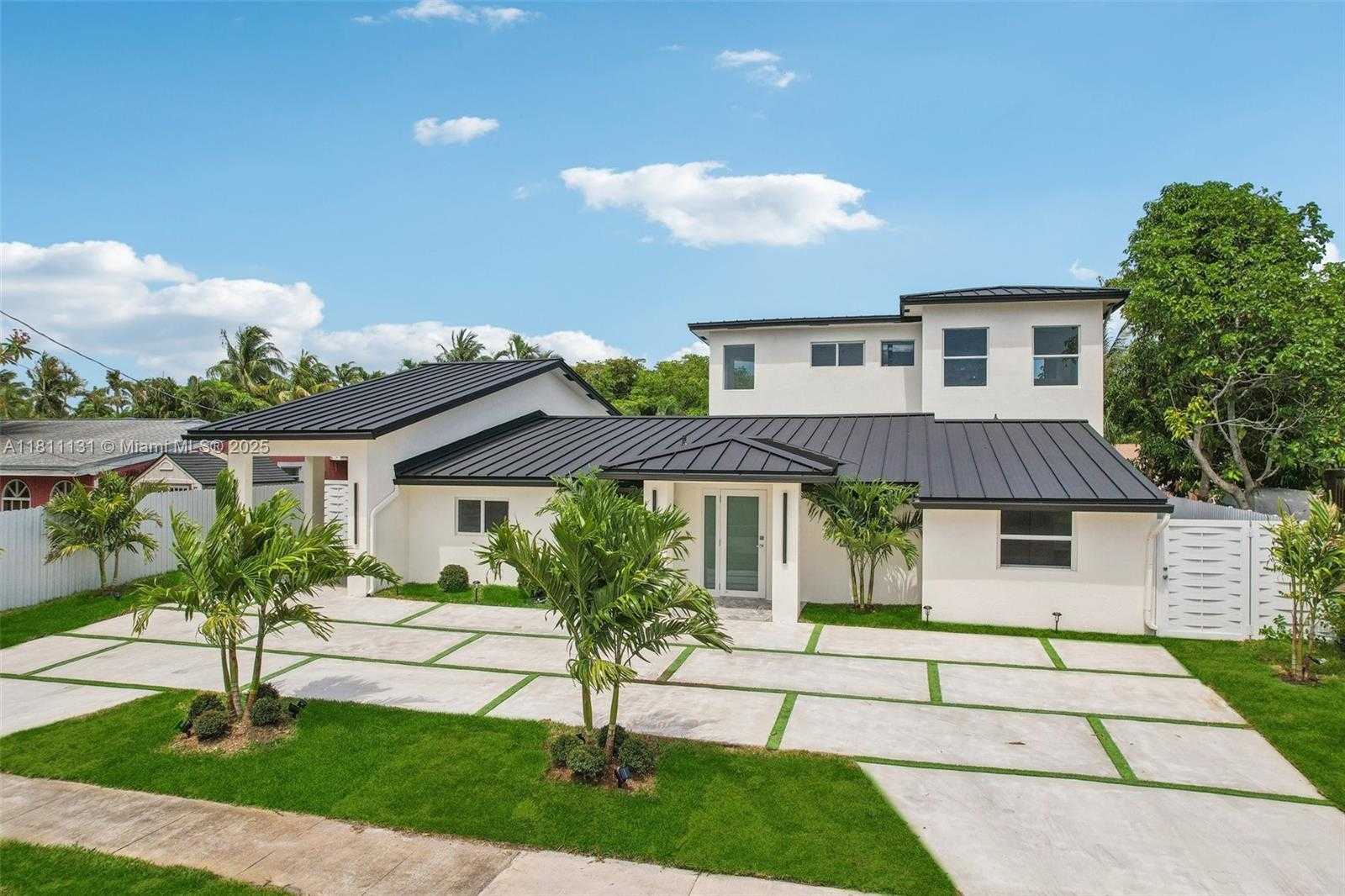 Small Image of 2001 SOUTH WEST 23RD AVE, Fort Lauderdale Number 5