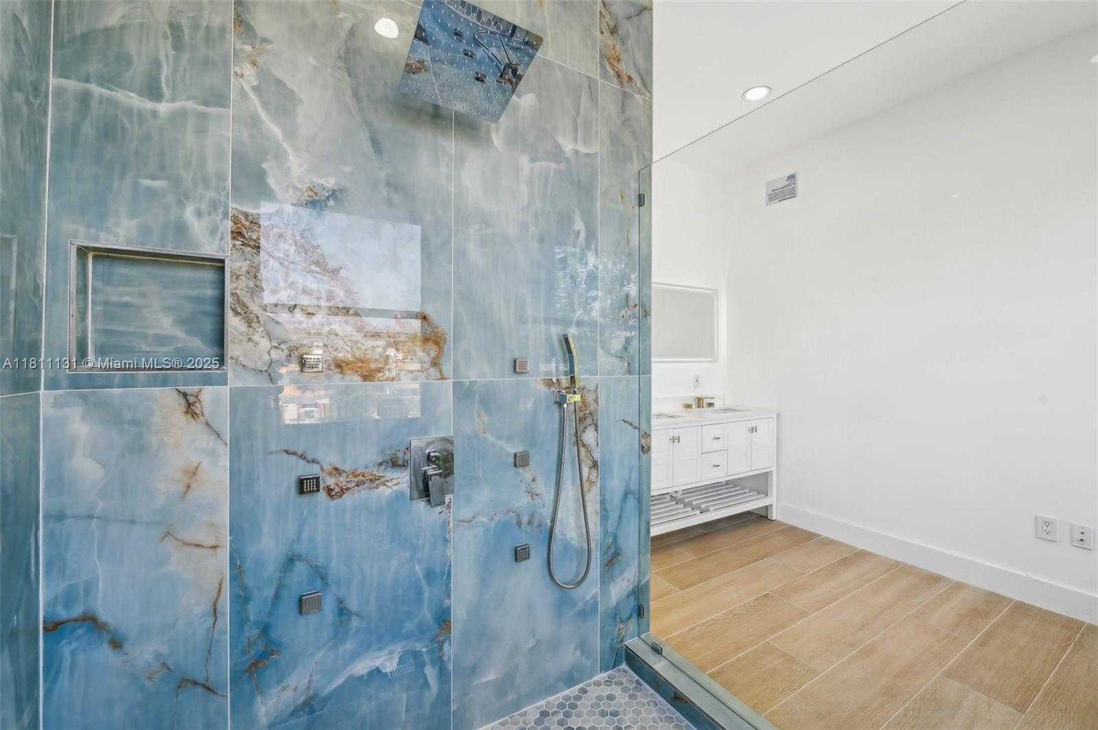 Small Image of 2001 SOUTH WEST 23RD AVE, Fort Lauderdale Number 64