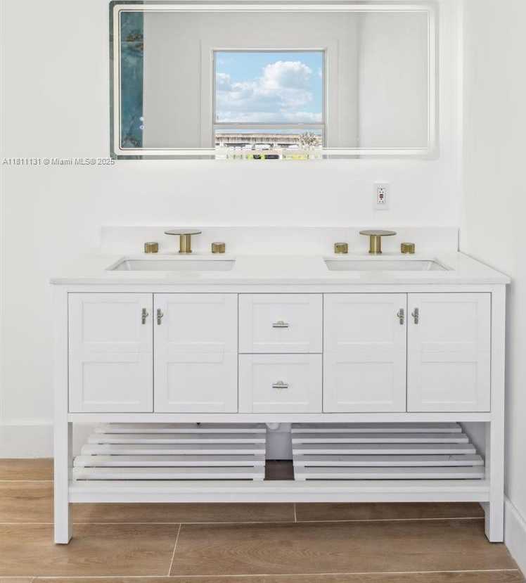 Small Image of 2001 SOUTH WEST 23RD AVE, Fort Lauderdale Number 68