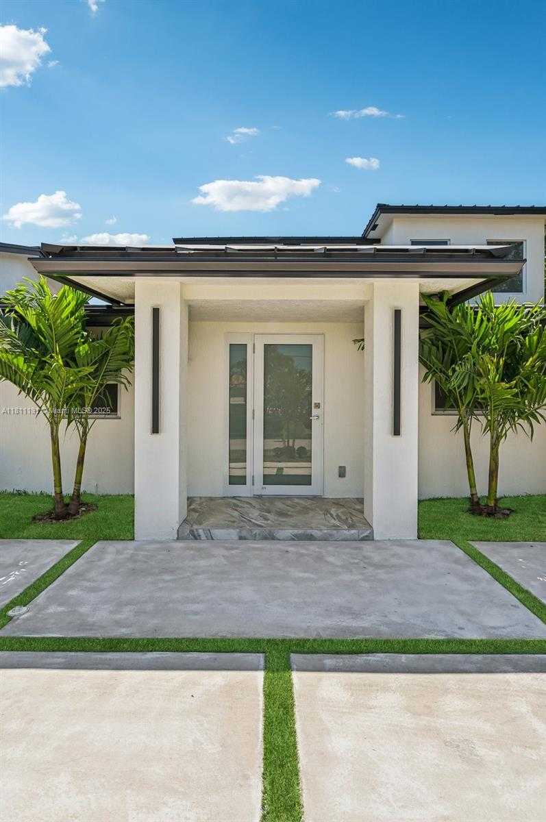 Small Image of 2001 SOUTH WEST 23RD AVE, Fort Lauderdale Number 7