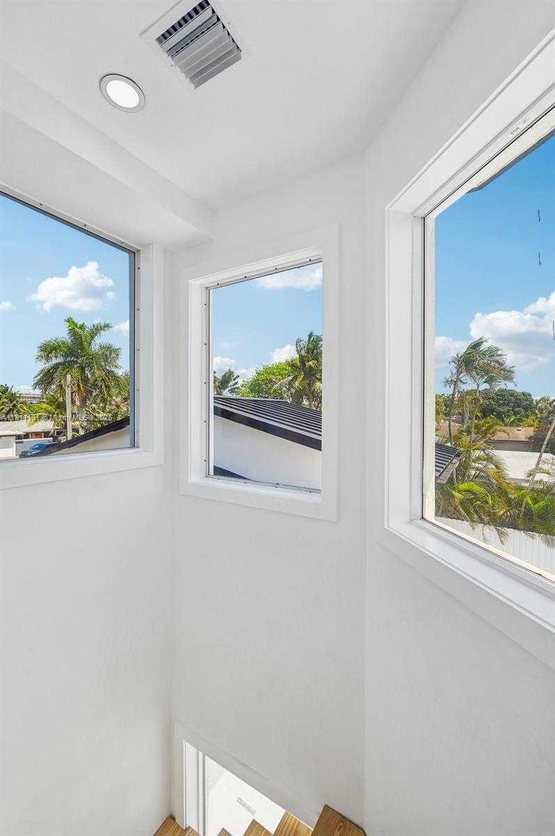 Small Image of 2001 SOUTH WEST 23RD AVE, Fort Lauderdale Number 72