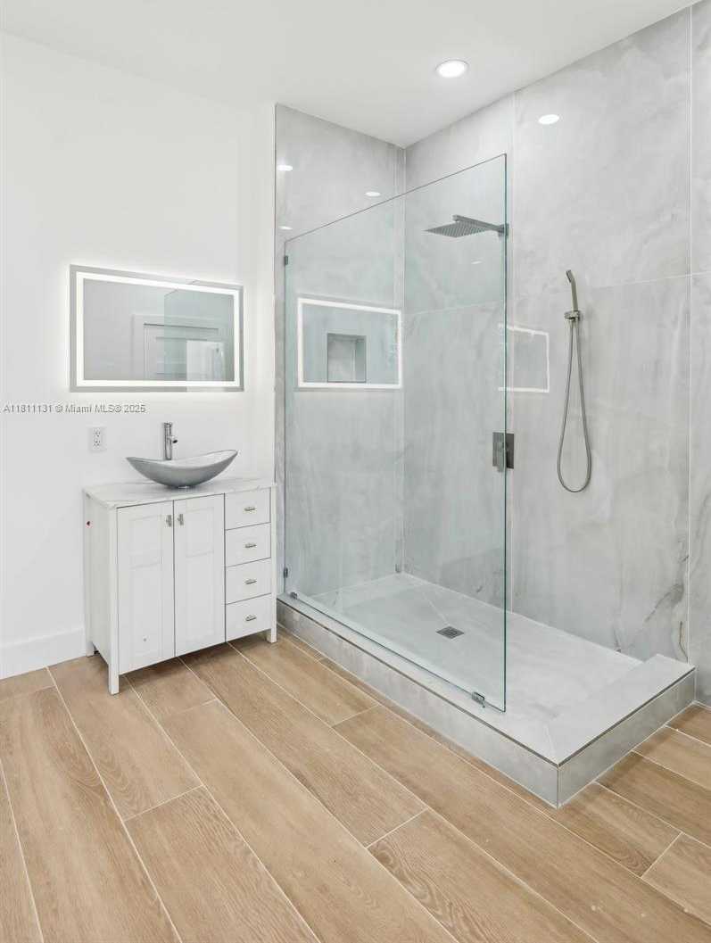 Small Image of 2001 SOUTH WEST 23RD AVE, Fort Lauderdale Number 74