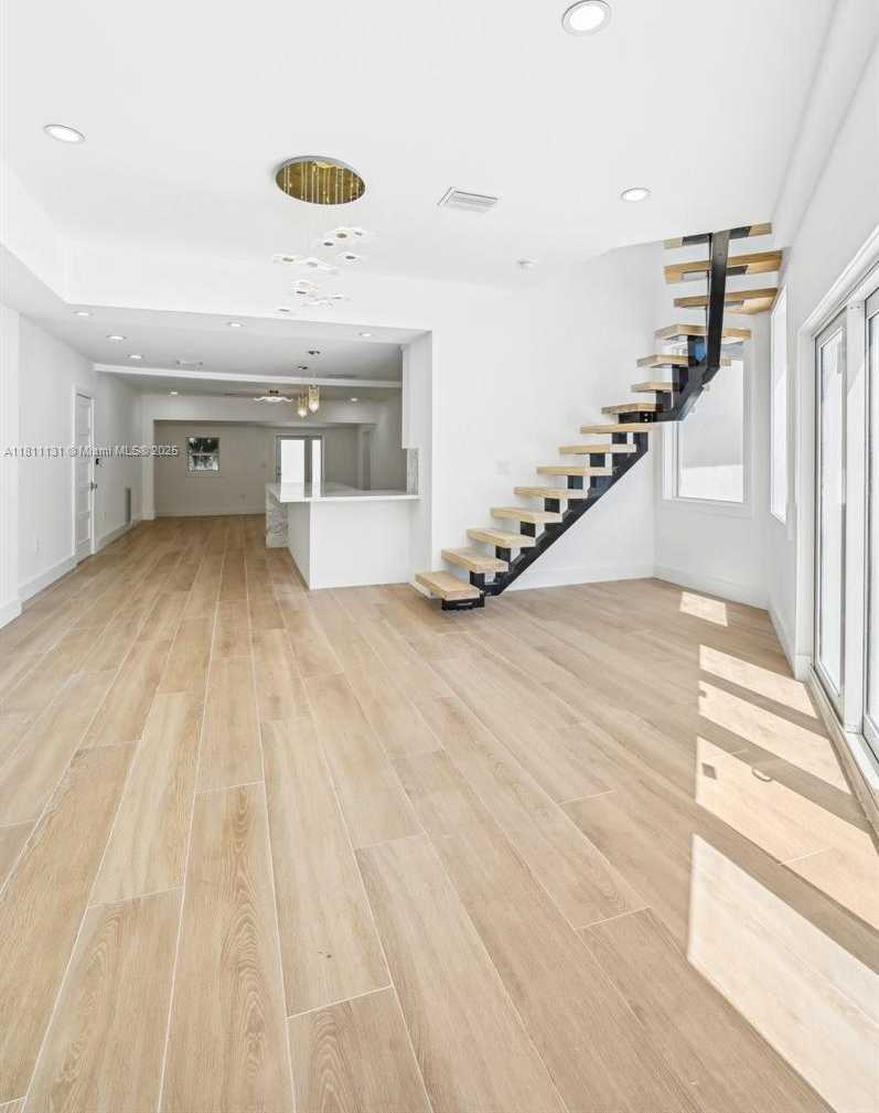Small Image of 2001 SOUTH WEST 23RD AVE, Fort Lauderdale Number 76