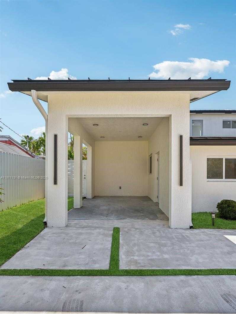 Small Image of 2001 SOUTH WEST 23RD AVE, Fort Lauderdale Number 8