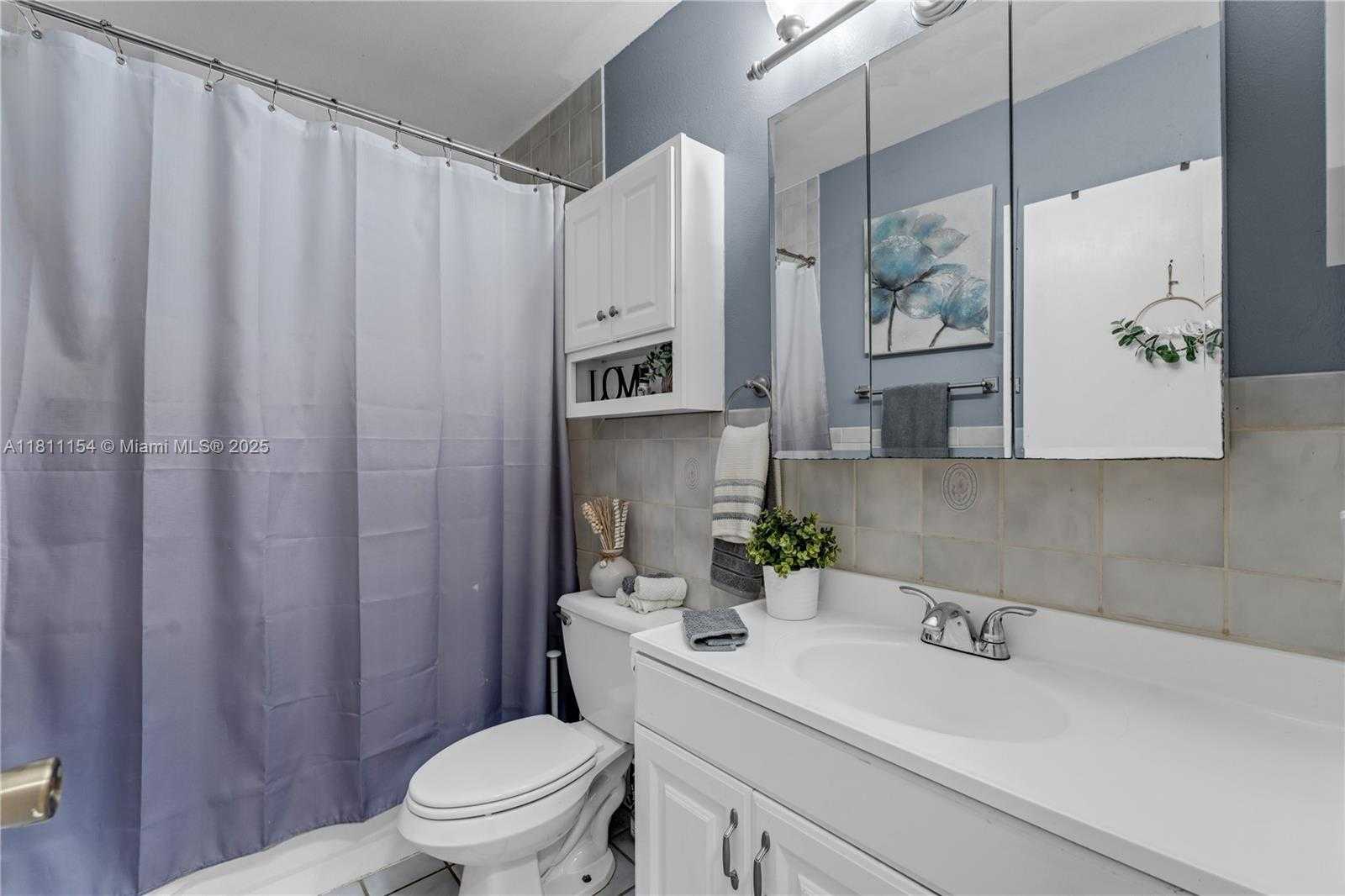 Small Image of 1760 NORTH WEST 12TH AVE, Homestead Number 16