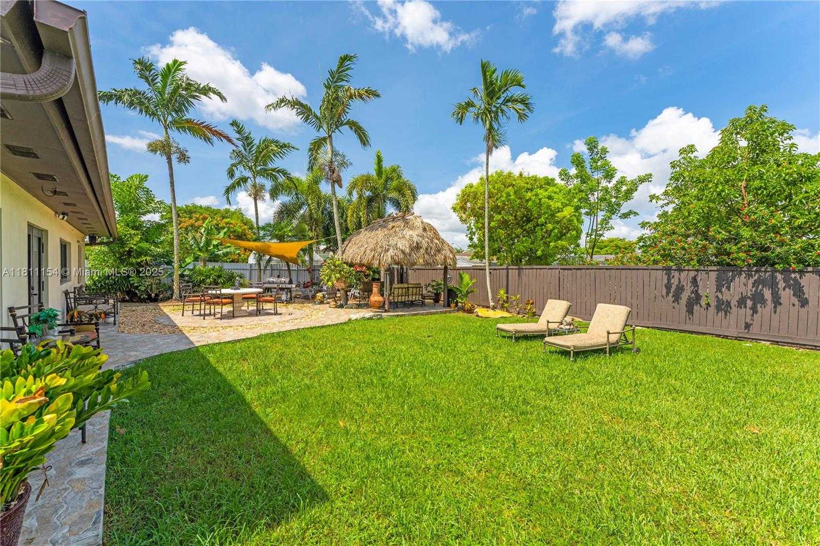 Small Image of 1760 NORTH WEST 12TH AVE, Homestead Number 27