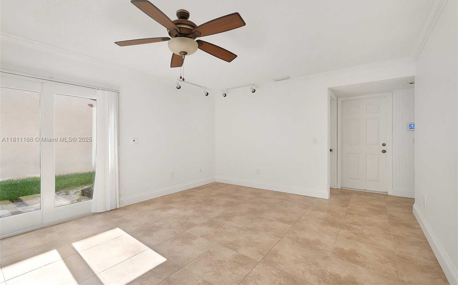 Small Image of 22300 SANDS POINT DR, Boca Raton Number 15