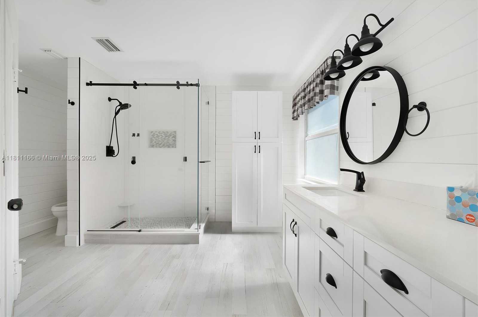 Small Image of 22300 SANDS POINT DR, Boca Raton Number 8