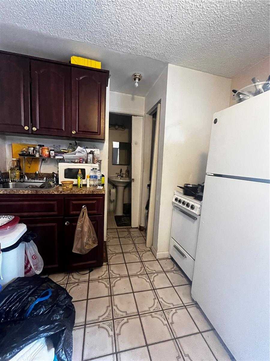 Small Image of 2286 SOUTH WEST 62ND TER, Miramar Number 22