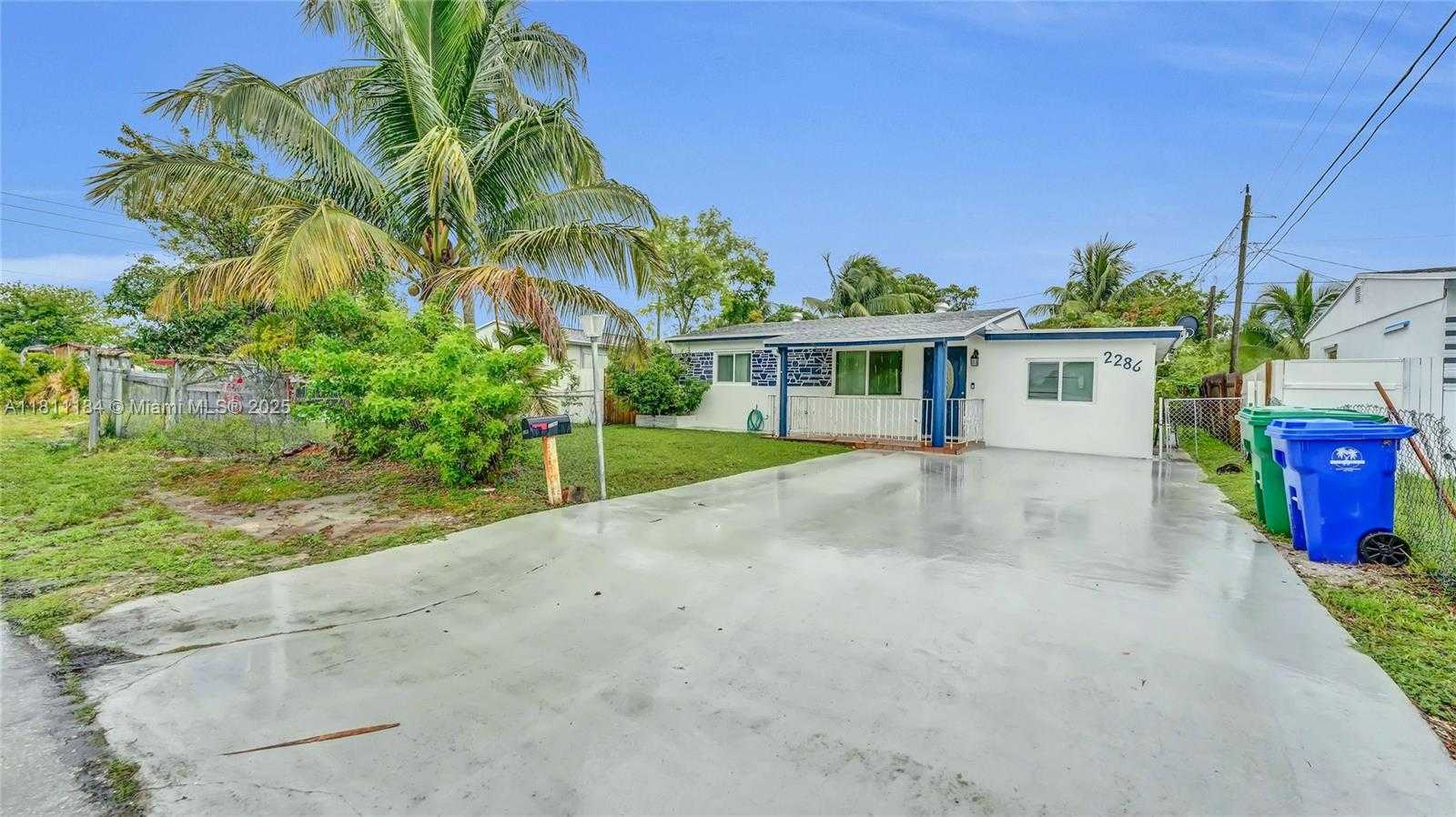 Small Image of 2286 SOUTH WEST 62ND TER, Miramar Number 3