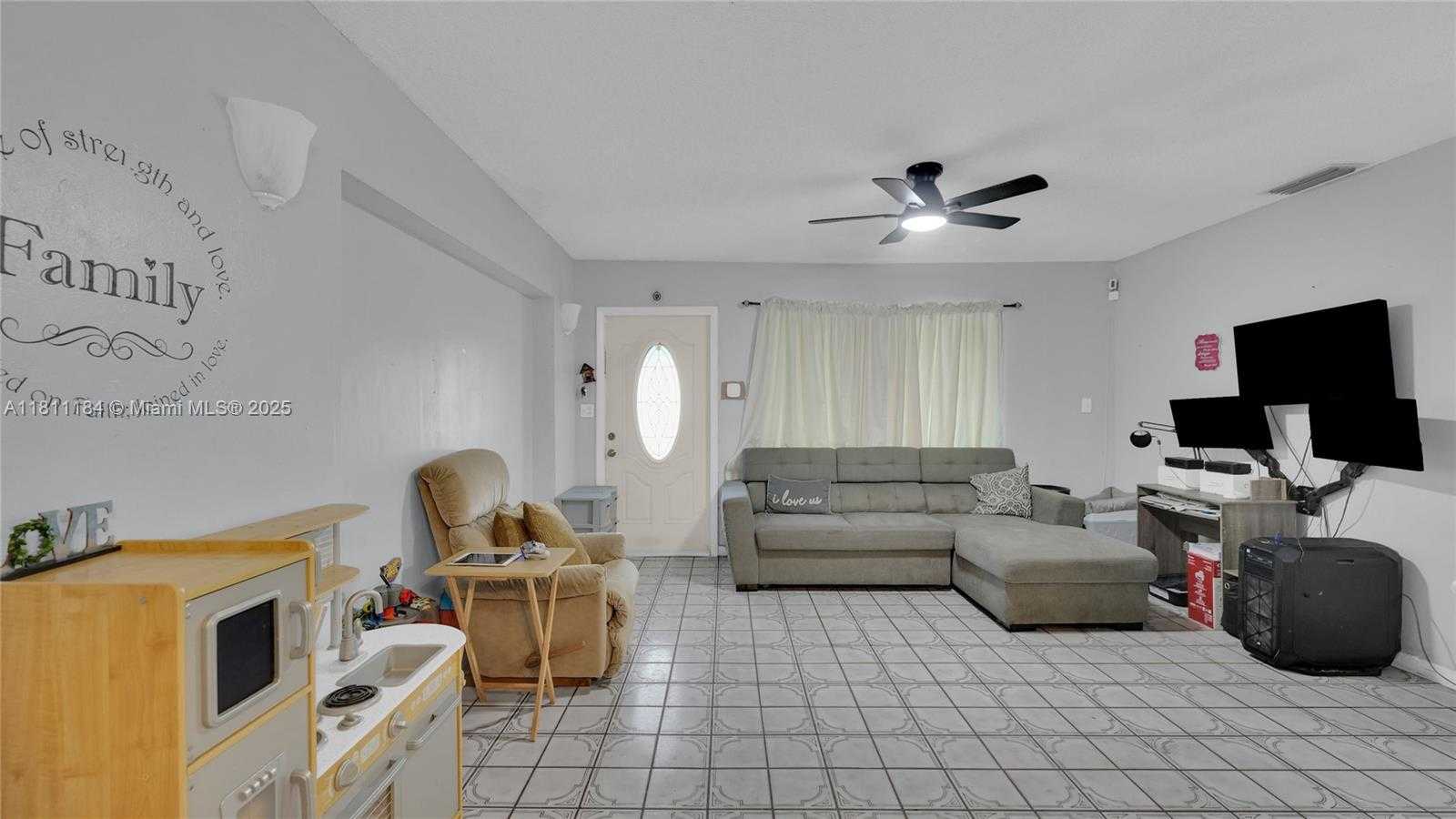 Small Image of 2286 SOUTH WEST 62ND TER, Miramar Number 5