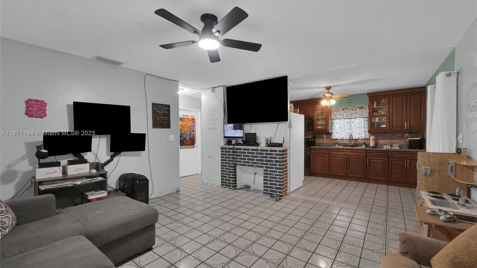 Small Image of 2286 SOUTH WEST 62ND TER, Miramar Number 9