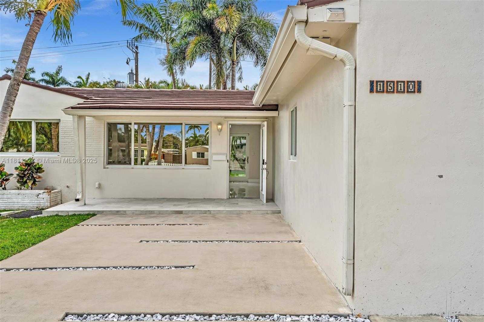 Small Image of 1510 COOLIDGE ST, Hollywood Number 3