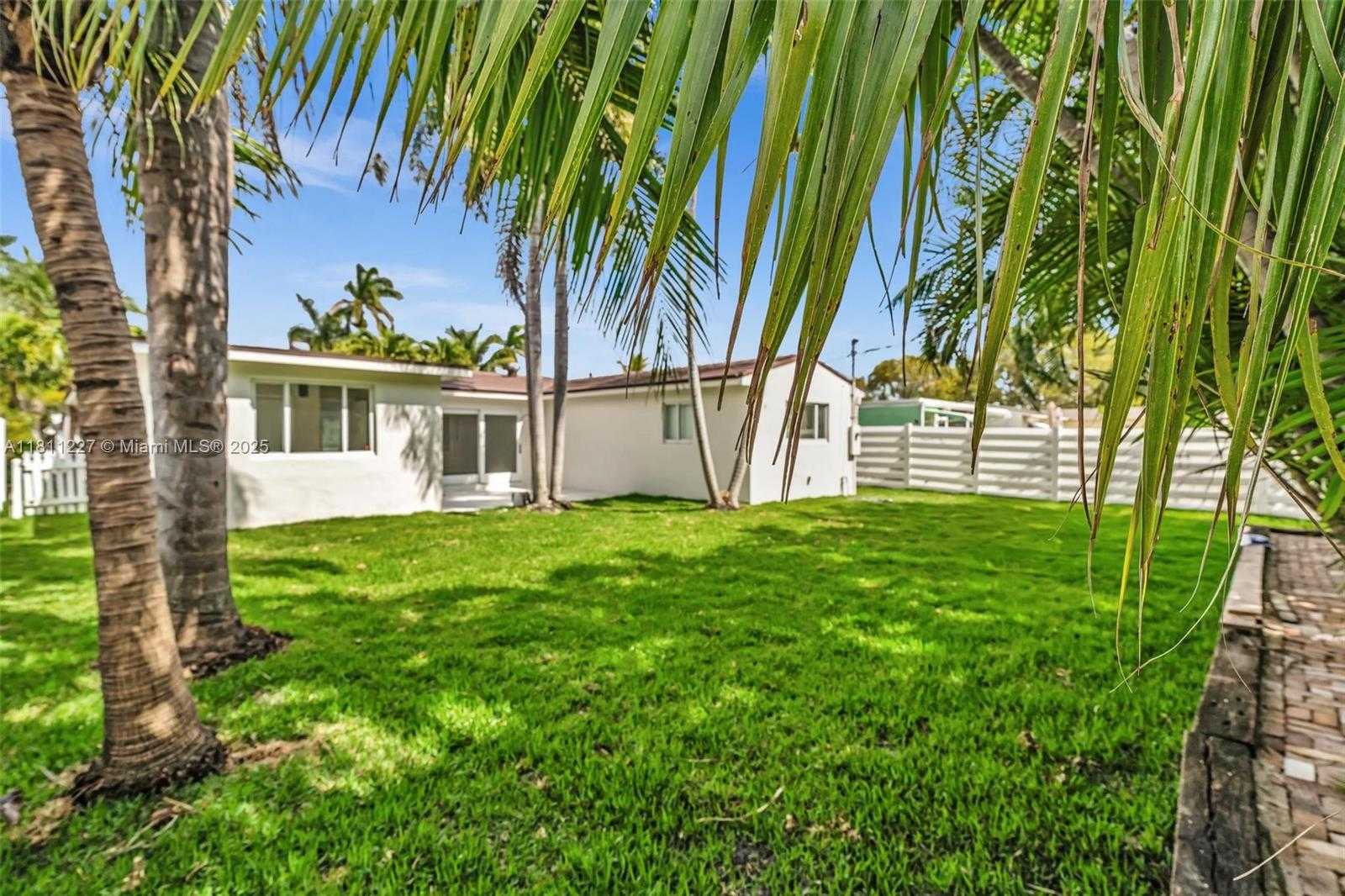 Small Image of 1510 COOLIDGE ST, Hollywood Number 32