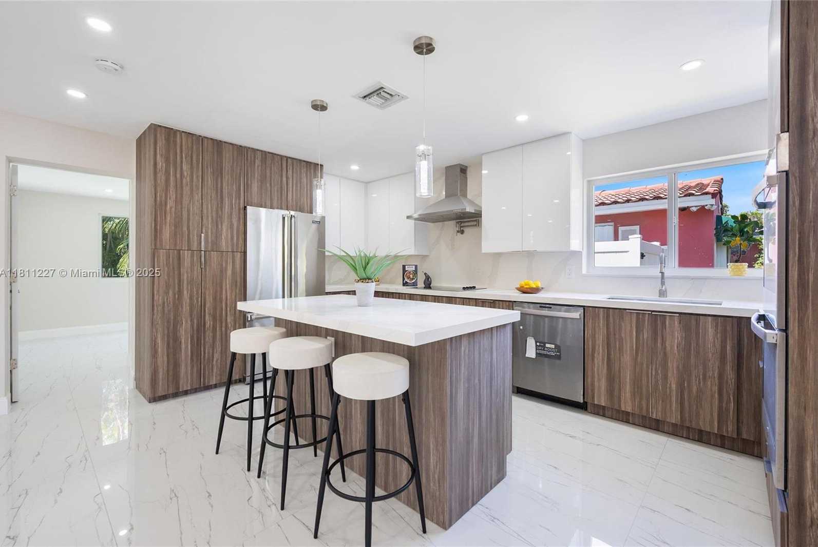 Small Image of 1510 COOLIDGE ST, Hollywood Number 6