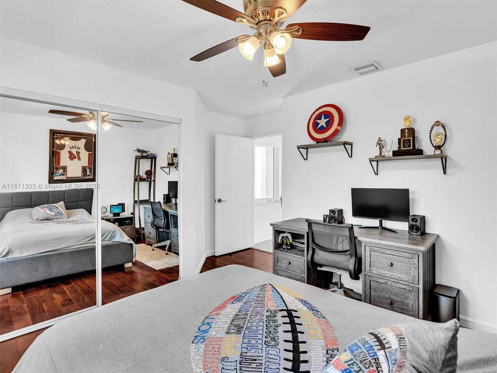 Small Image of 13381 SOUTH WEST 151ST TER, Miami Number 12