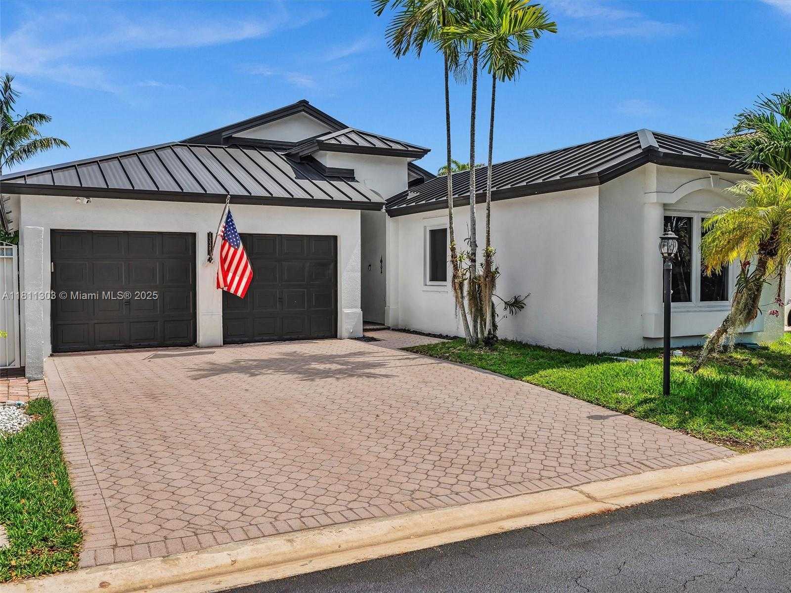 Small Image of 13381 SOUTH WEST 151ST TER, Miami Number 2