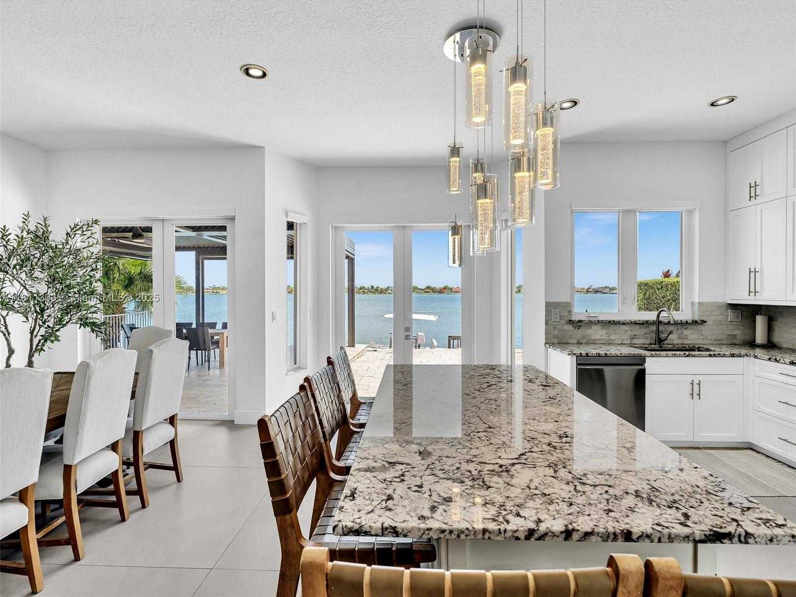 Small Image of 13381 SOUTH WEST 151ST TER, Miami Number 24