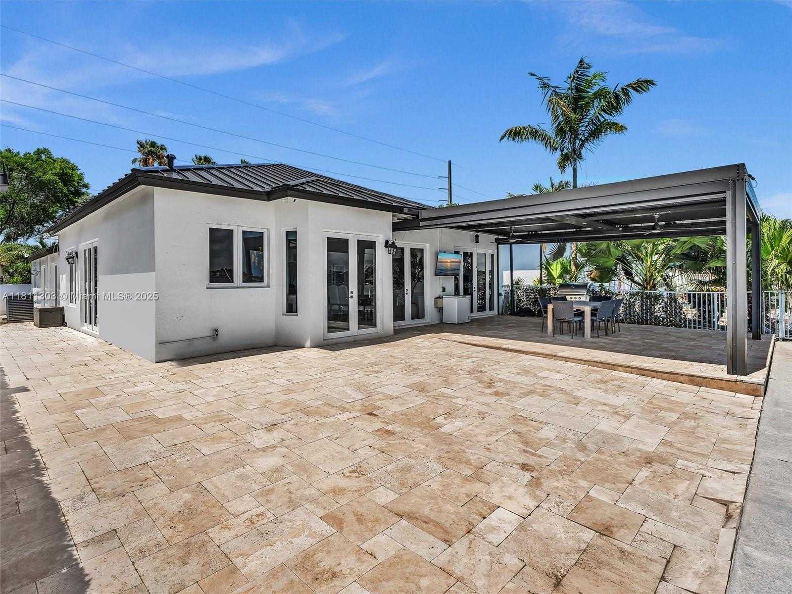 Small Image of 13381 SOUTH WEST 151ST TER, Miami Number 37