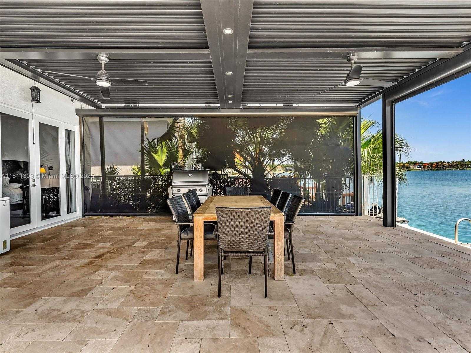 Small Image of 13381 SOUTH WEST 151ST TER, Miami Number 47