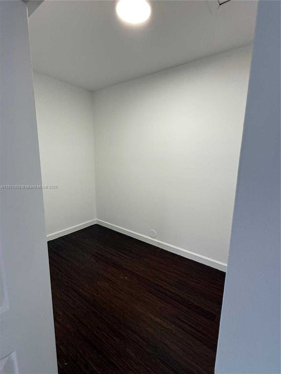 Small Image of 4157 NORTH EAST 14TH ST, Homestead Number 14