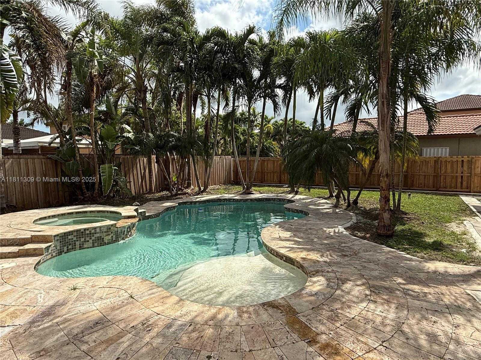 Small Image of 4157 NORTH EAST 14TH ST, Homestead Number 20