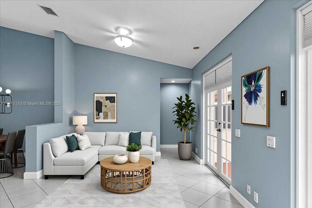 Small Image of 930 BRIAR RIDGE RD, Weston Number 34