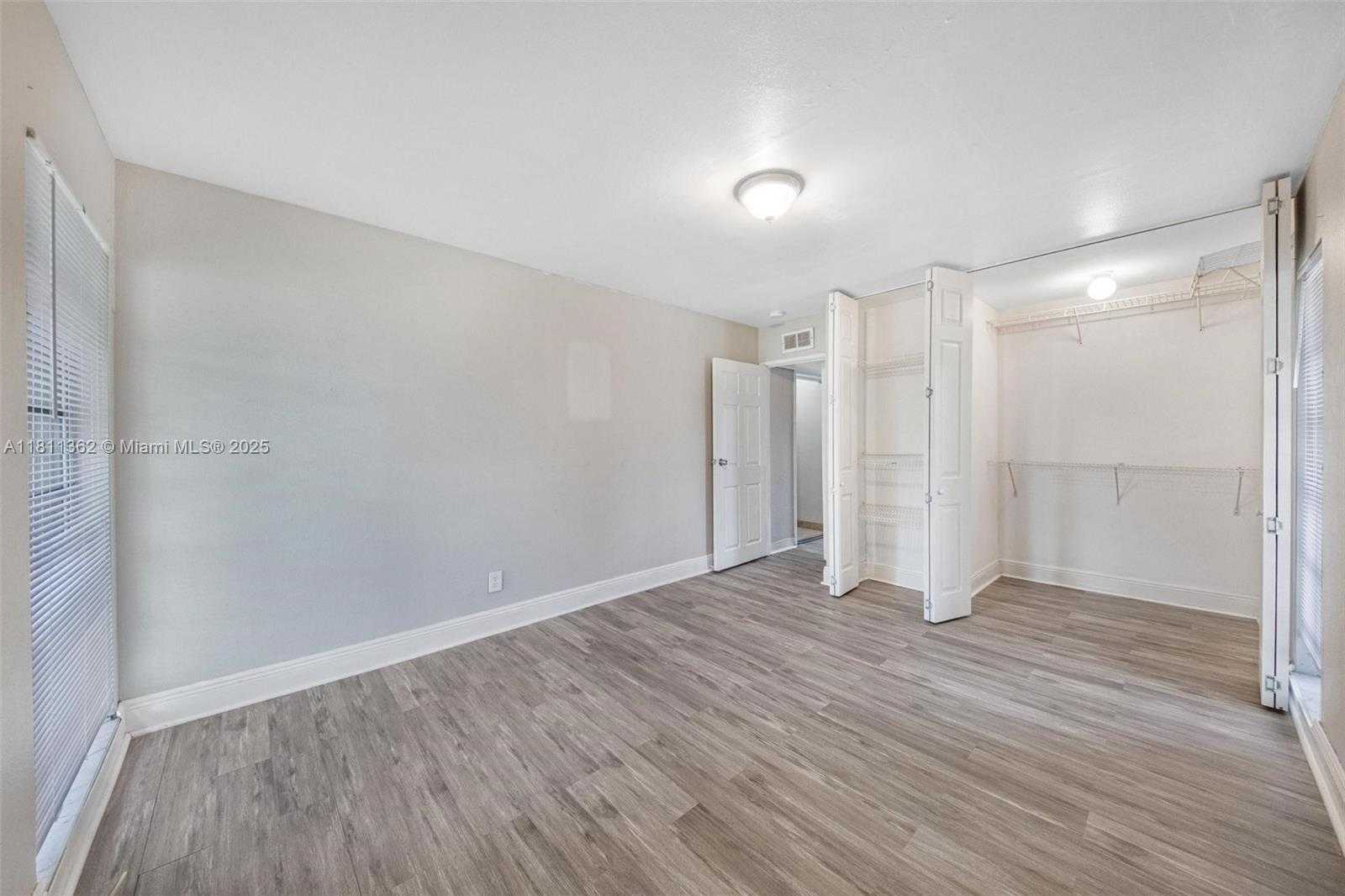 Small Image of 7019 NORTH WEST 63RD ST, Tamarac Number 13