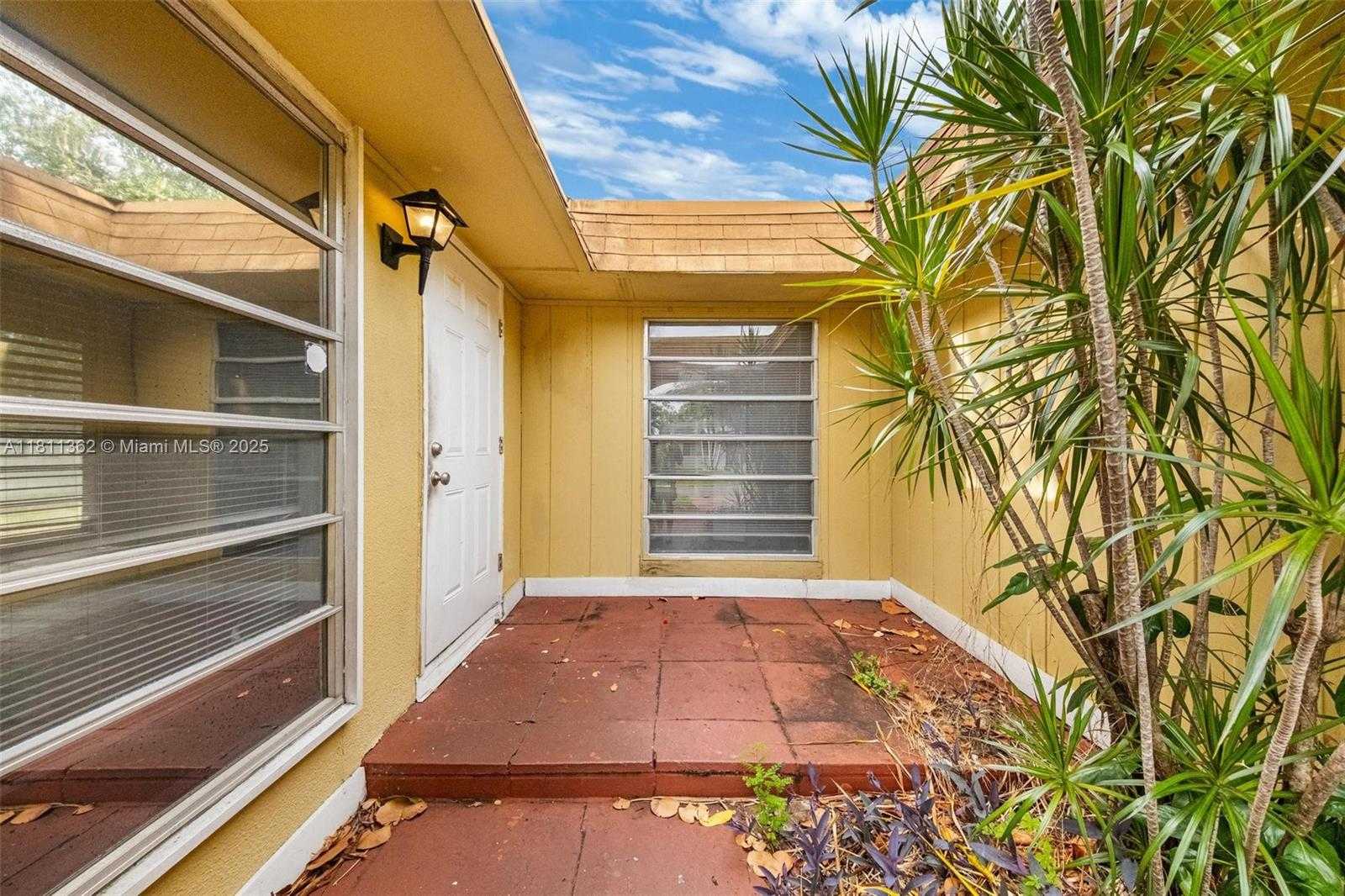 Small Image of 7019 NORTH WEST 63RD ST, Tamarac Number 2
