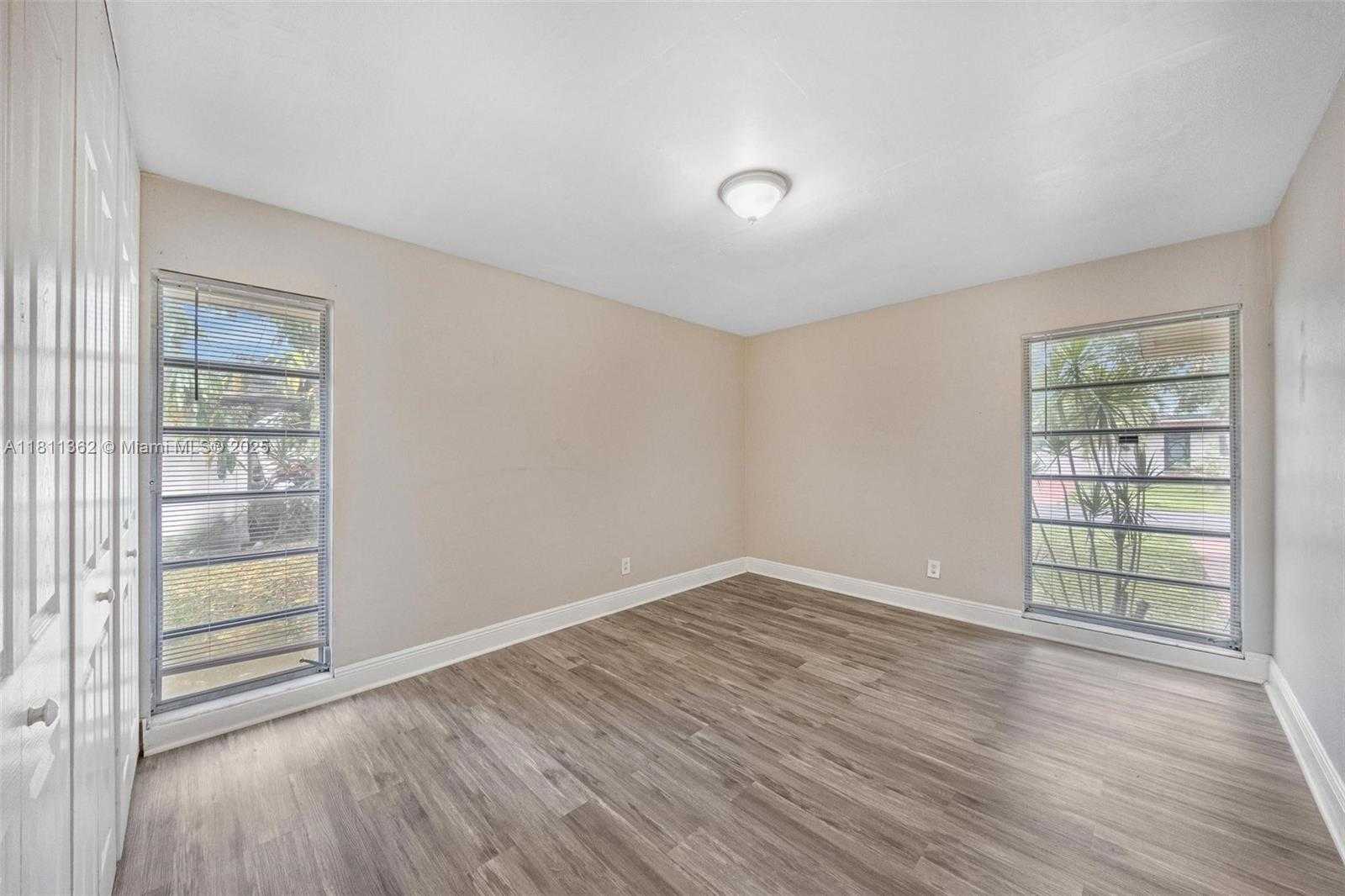 Small Image of 7019 NORTH WEST 63RD ST, Tamarac Number 3