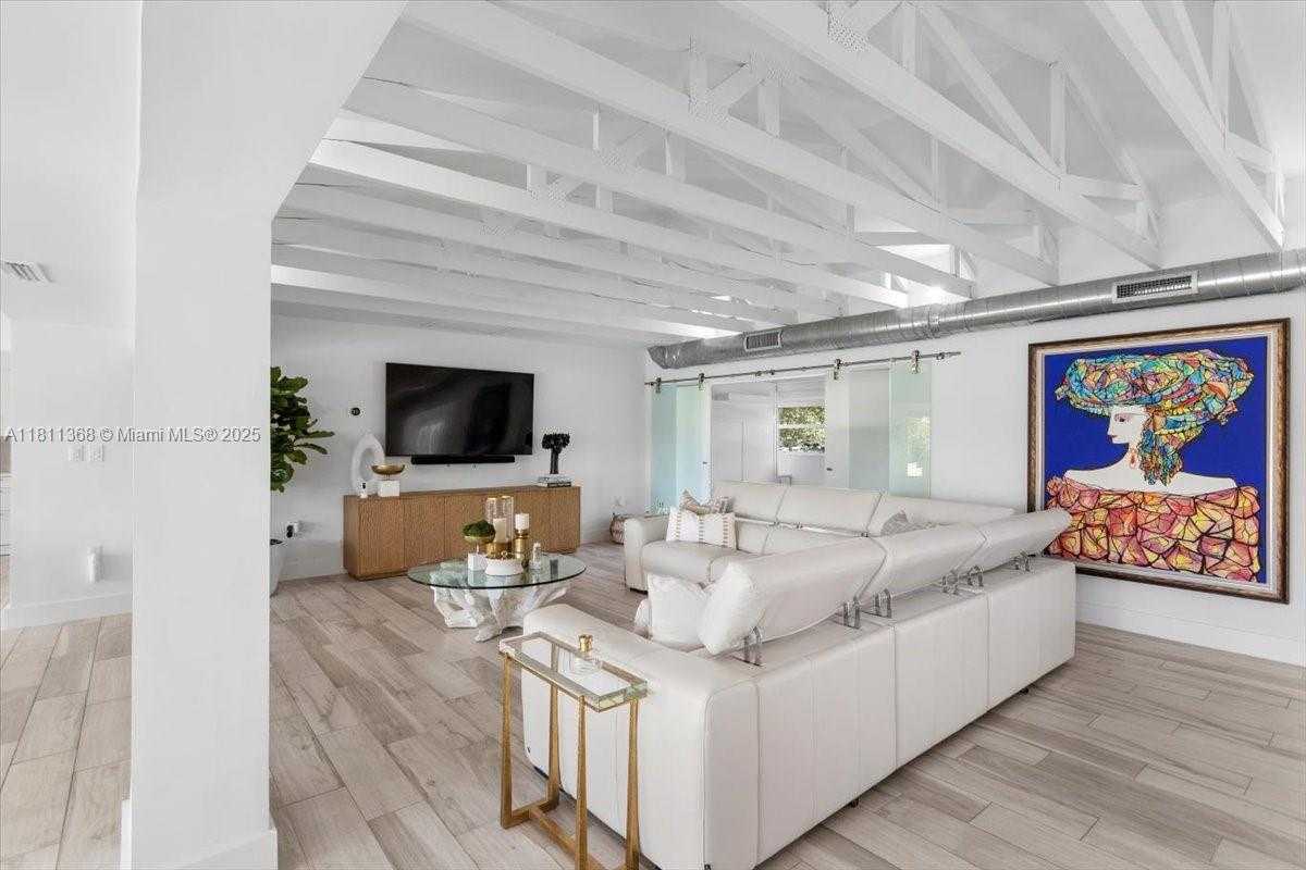 Small Image of 1140 SAN PEDRO AVE, Coral Gables Number 15