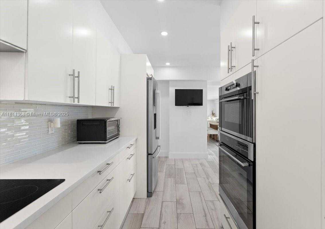 Small Image of 1140 SAN PEDRO AVE, Coral Gables Number 23