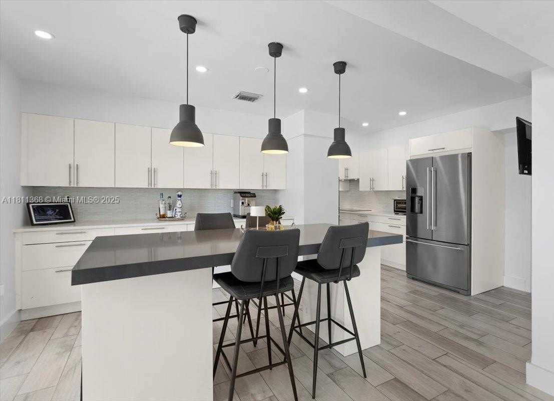 Small Image of 1140 SAN PEDRO AVE, Coral Gables Number 27