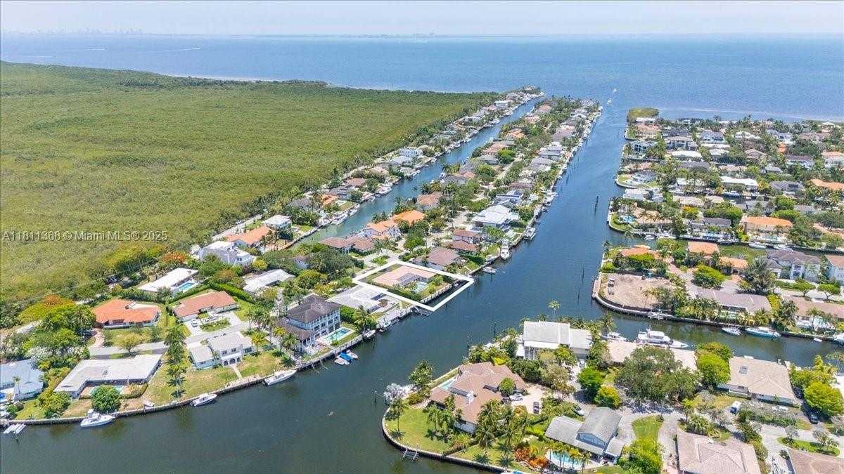 Small Image of 1140 SAN PEDRO AVE, Coral Gables Number 3