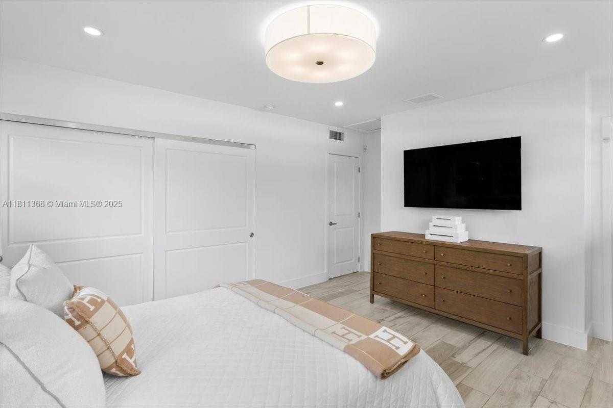 Small Image of 1140 SAN PEDRO AVE, Coral Gables Number 39