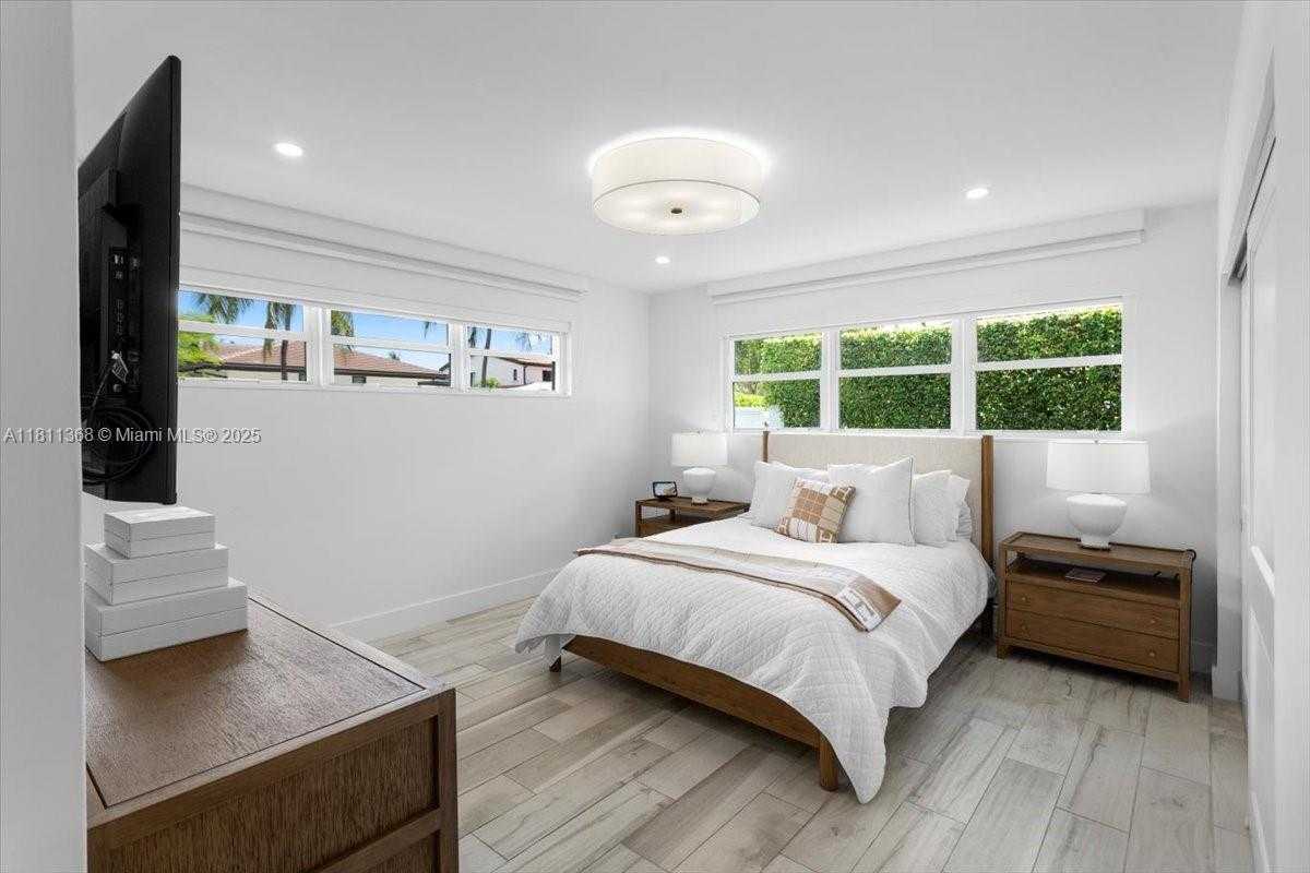 Small Image of 1140 SAN PEDRO AVE, Coral Gables Number 40