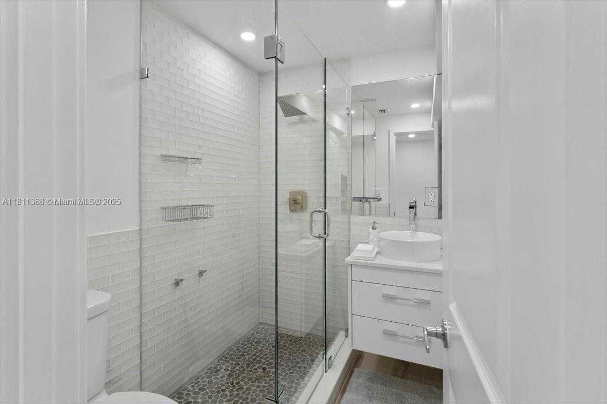 Small Image of 1140 SAN PEDRO AVE, Coral Gables Number 41