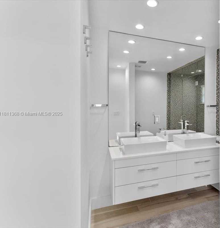 Small Image of 1140 SAN PEDRO AVE, Coral Gables Number 42