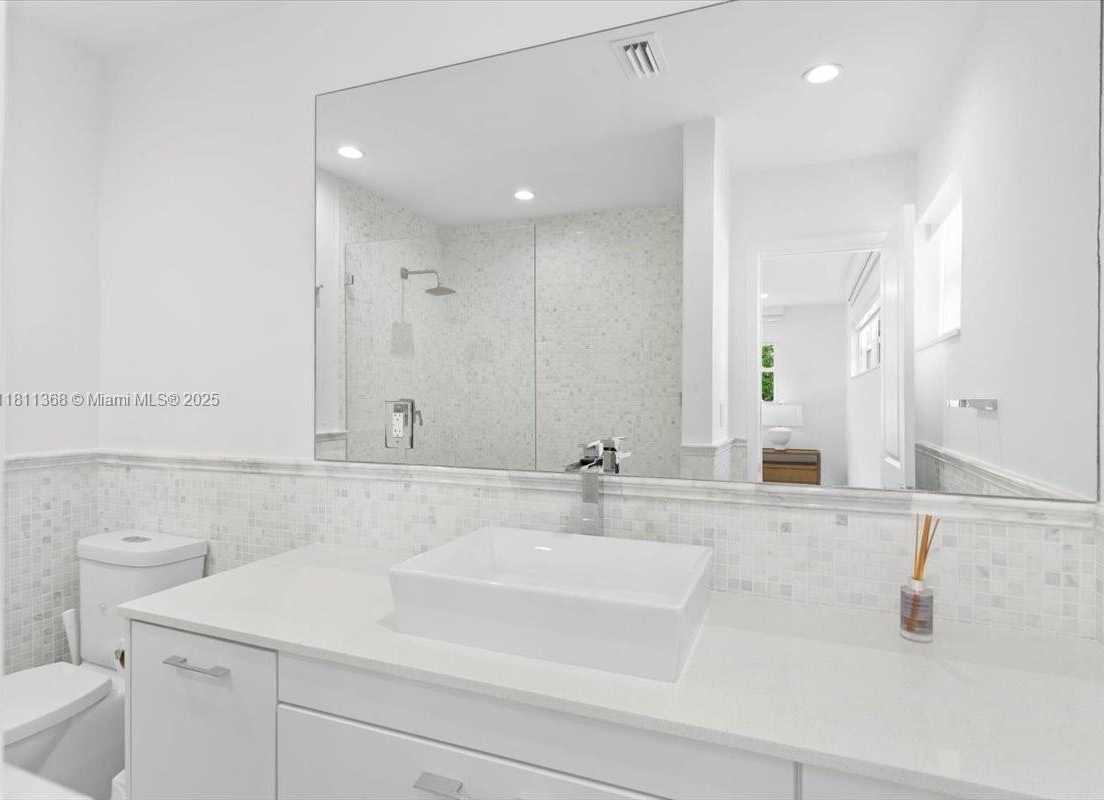 Small Image of 1140 SAN PEDRO AVE, Coral Gables Number 43