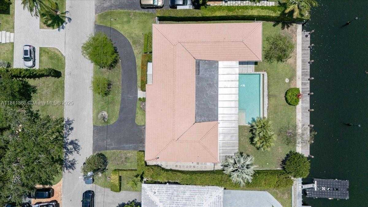 Small Image of 1140 SAN PEDRO AVE, Coral Gables Number 5