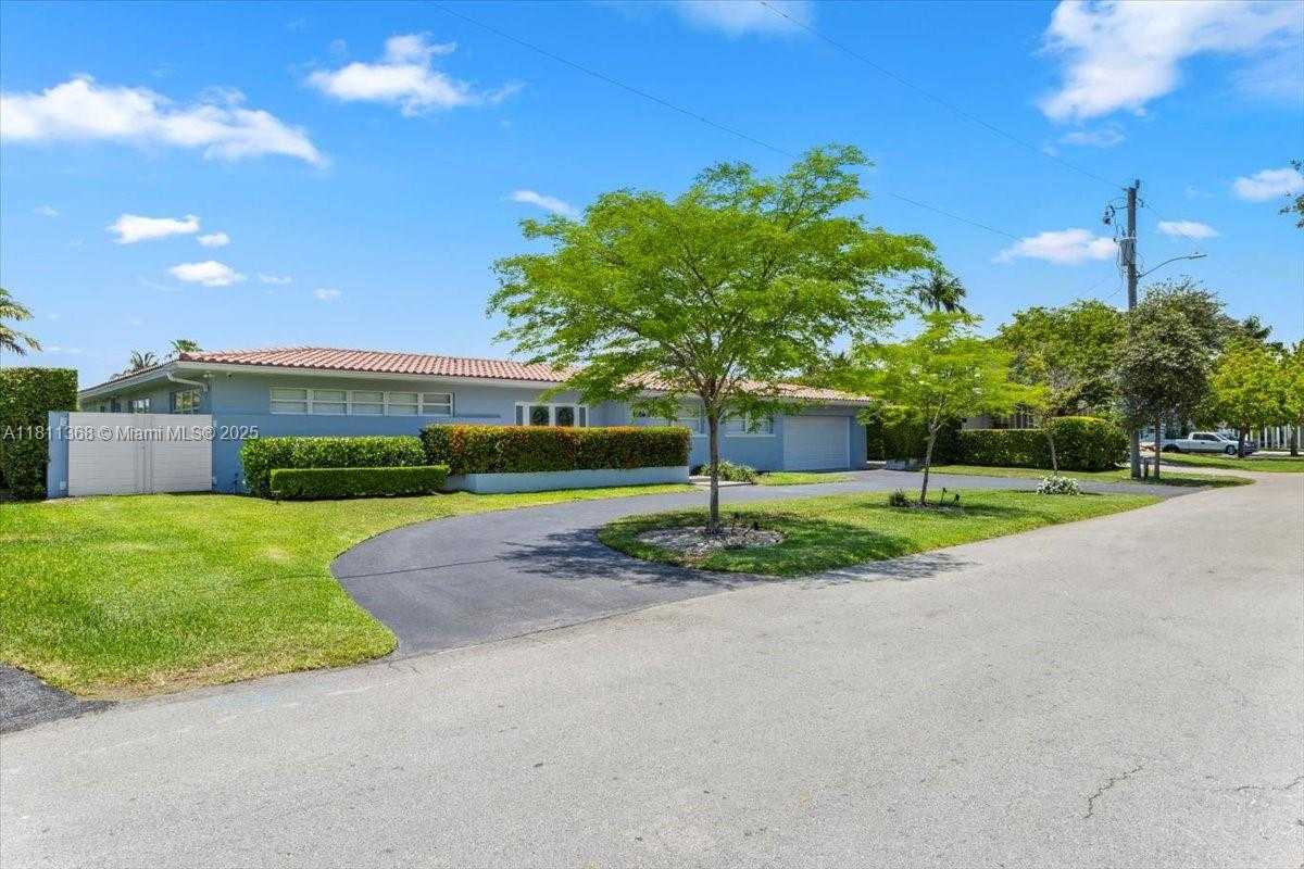 Small Image of 1140 SAN PEDRO AVE, Coral Gables Number 6